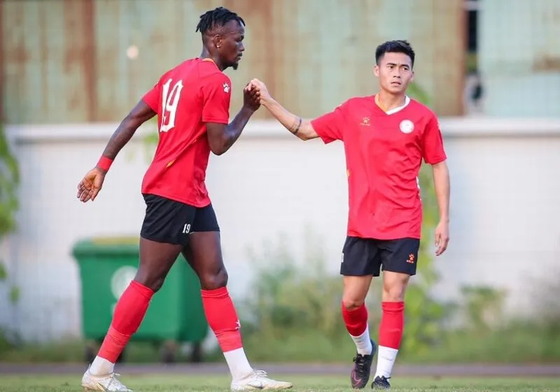 phong cách thi đấu bùi ngọc long
