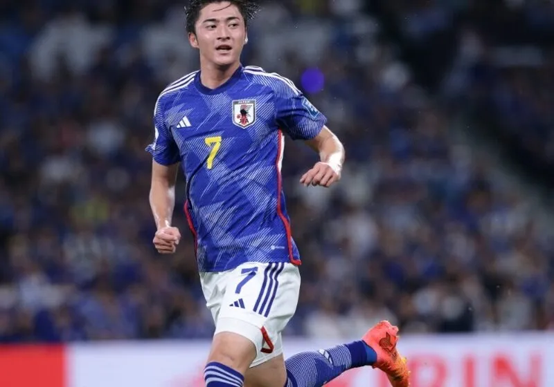 Takumu Kawamura là ai