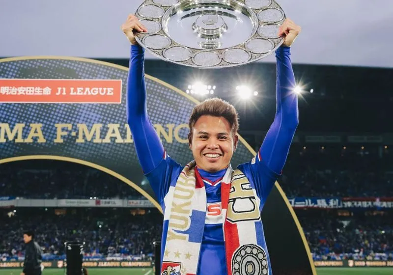 yokohama marinos vô địch Jleague